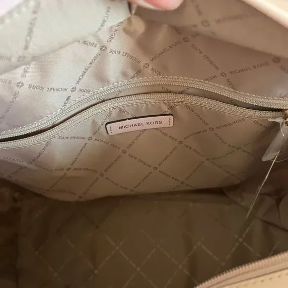 Michael Kors LG travel tote - Picture 8 of 13